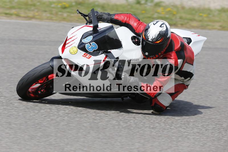 /09 19.04.2026  Caremotion get faster ADR/Gruppe gelb/93